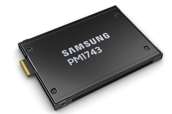 Samsung PM1743 NEW Gen 5 2,5 3.84TB 2